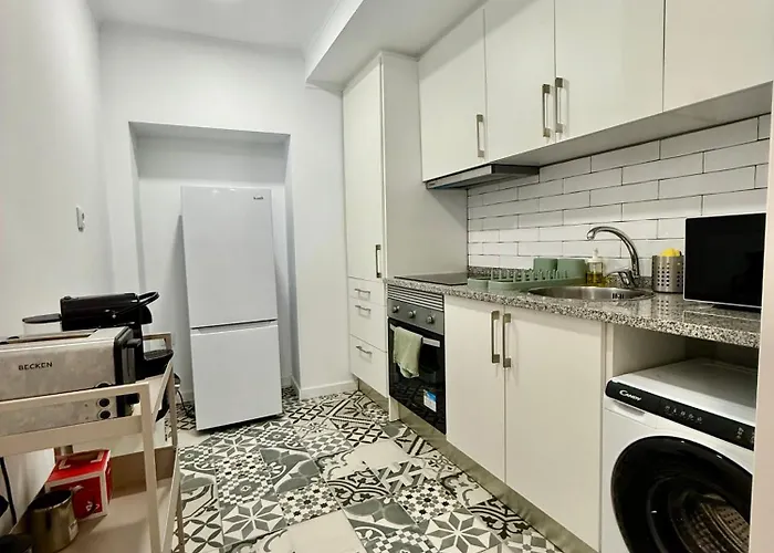 Very Location شقة *