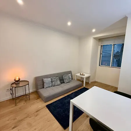 Very Location דירה